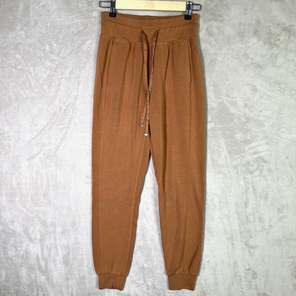 Travis Mathew Skyloft Soft Jogger Pants Small Chestnut Brown Stretch Drawstring